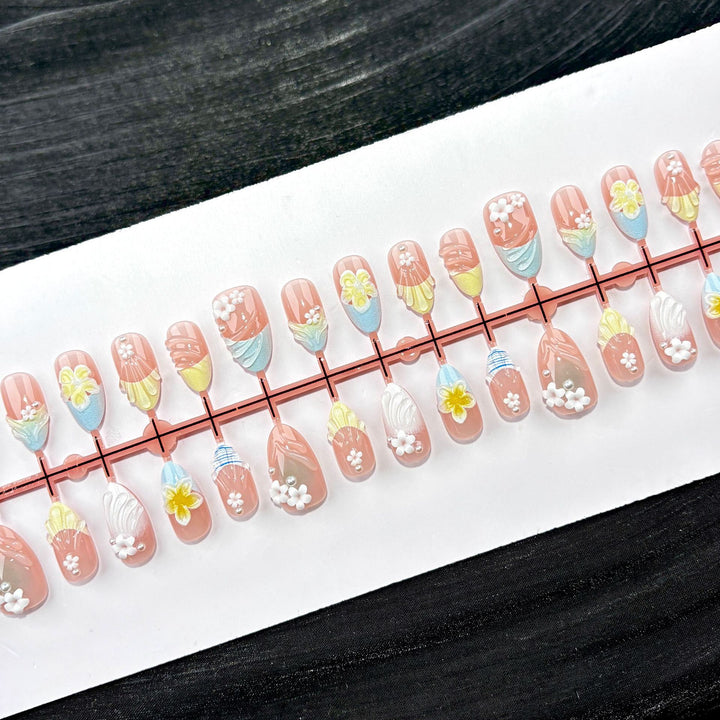 Decorative Floral Press-On Nail Set 1790746066