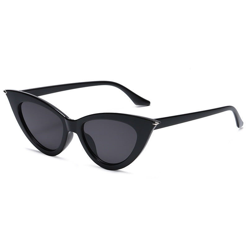 Ladies Cat-Eye Sunglasses with Luxurious Design and UV Protection Stornfield