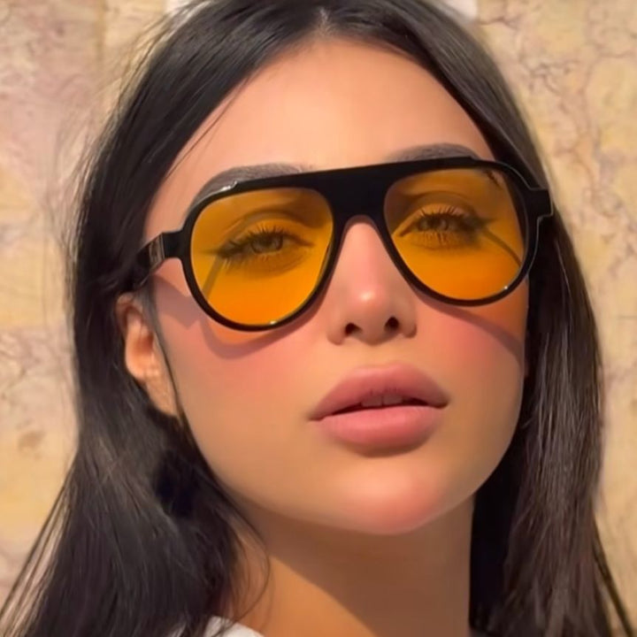 Women Vintage-Style Sunglasses with Elegant Plastic Frame in Leopard Pattern Stornfield