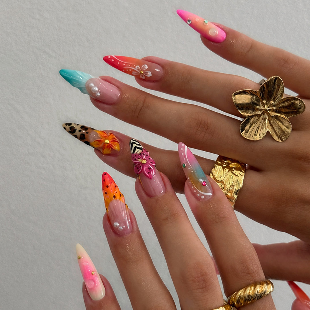 Artificial nails with floral and glamorous design Stornfield