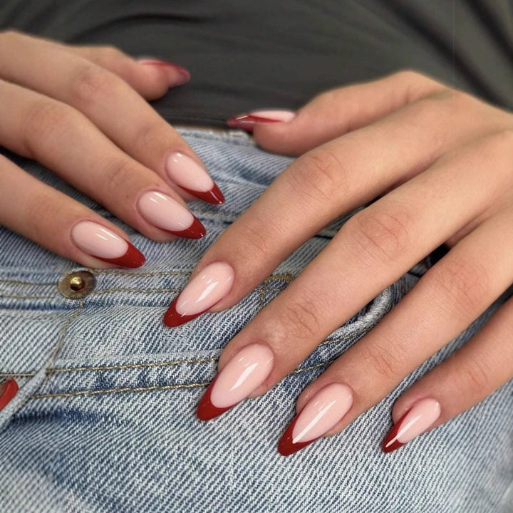 Artificial nail set with stylish pointed design and elegant color gradients Stornfield