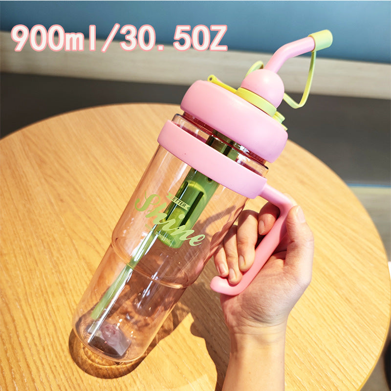 Women's practical drinking bottle with integrated straw Stornfield