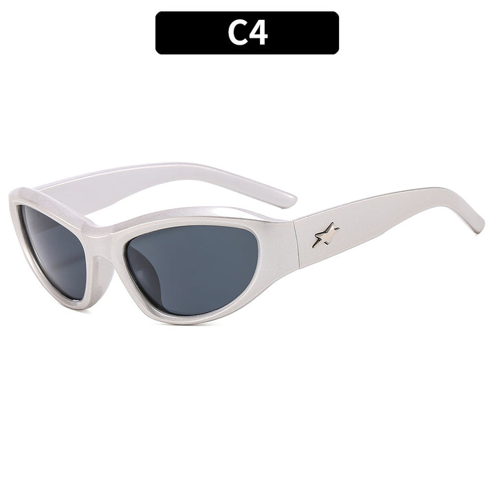 Sleek Retro-Inspired Cat-Eye Sunglasses