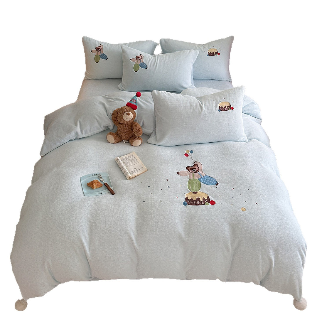 Children's Embroidered Bear Cotton Duvet Cover Set with Plush-Texture Reversible Back & Pom-Pom Corners