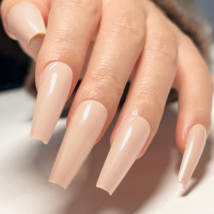 Artificial Nails in High Gloss Finish Stornfield