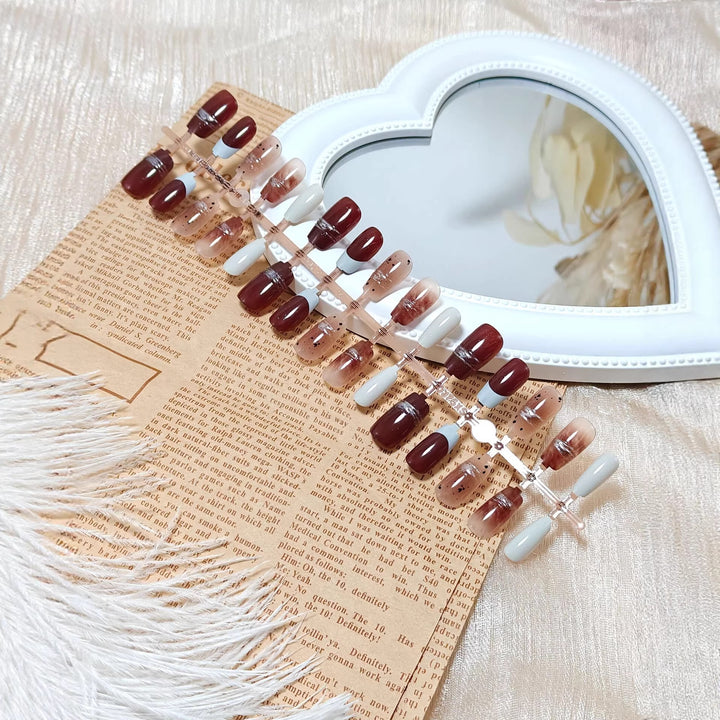 Glamorous artificial nails with elegant accents Stornfield