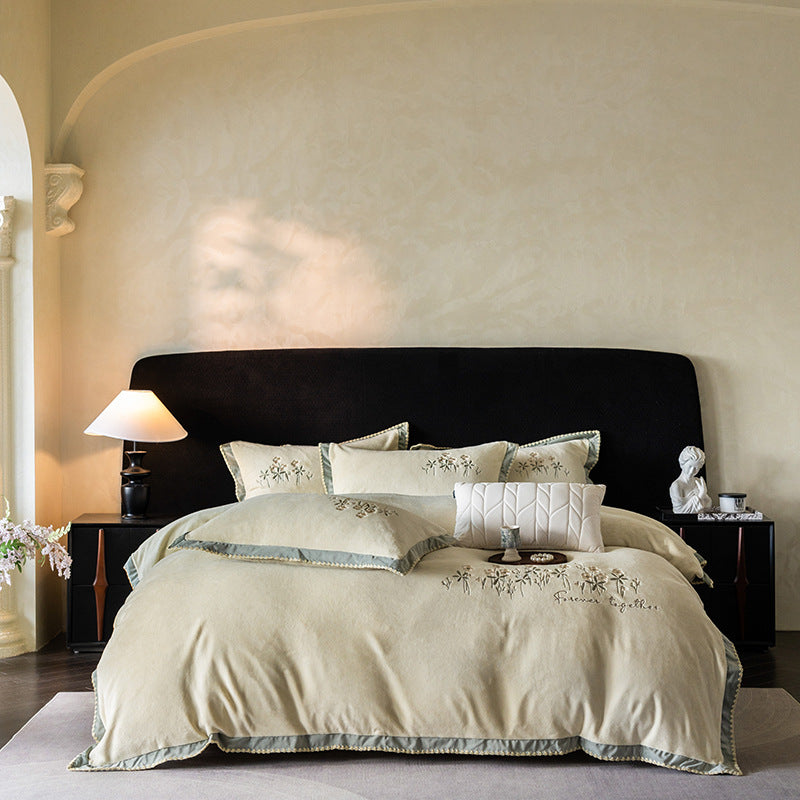 Luxurious bedding set