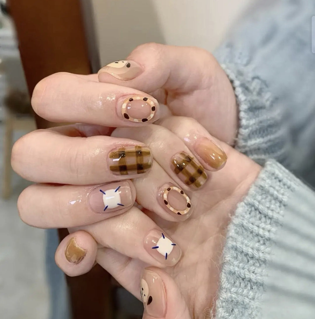 Chic Themed Press-On Nail Art Stornfield