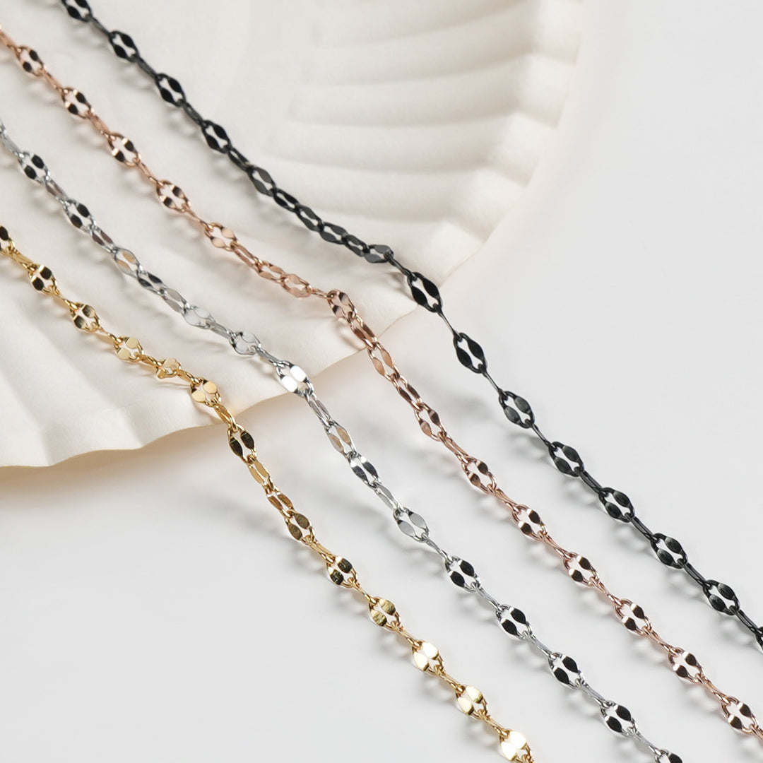 Lightweight Chain Eyewear Holder Stornfield