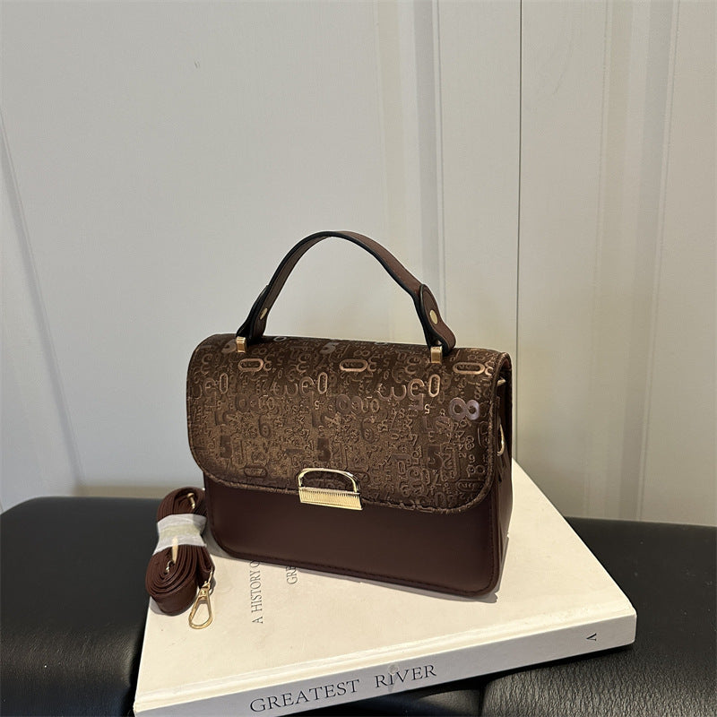 Vintage-Inspired Elegant Shoulder Bag