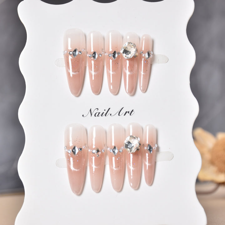 Elegant Decorative Press-On Nails Stornfield