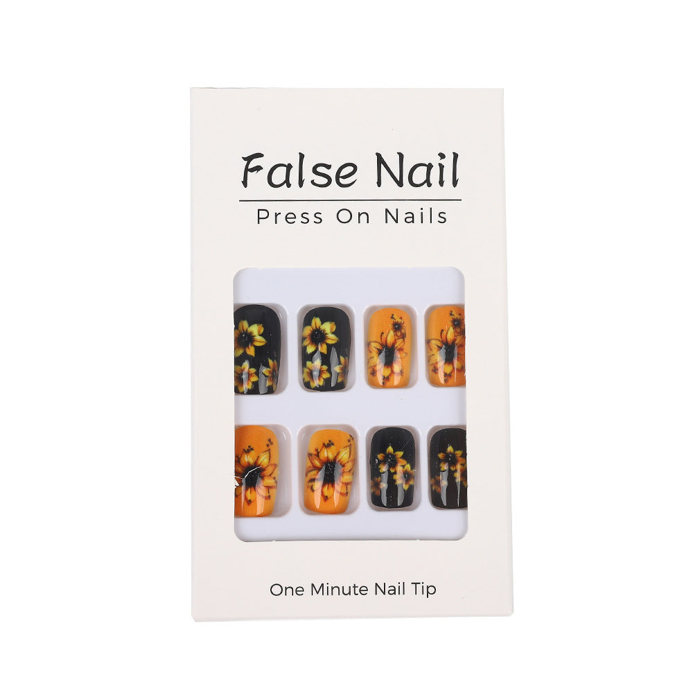 Artificial nails in floral design with sunflower motif Stornfield