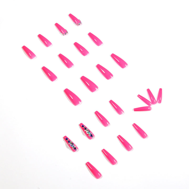 Elegant Nail Art with Glitter Decoration Stornfield