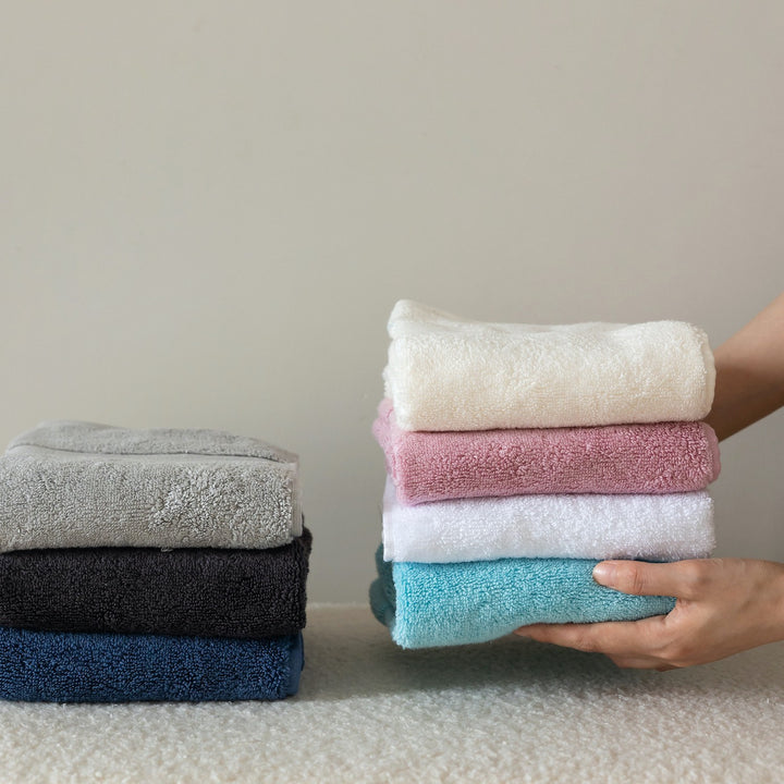 Powerful terry bath towel with waffle border Stornfield