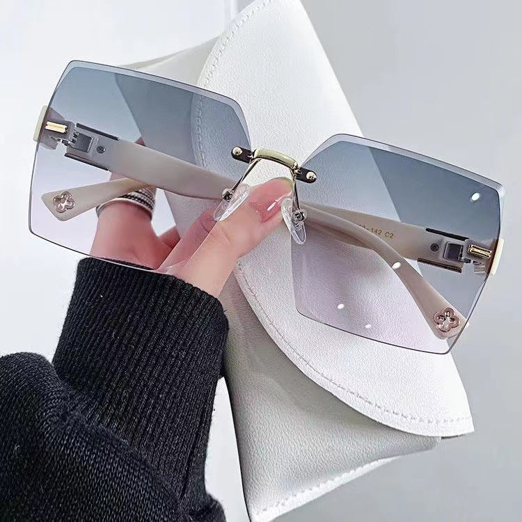 Oversized Geometric Shield Sunglasses Stornfield