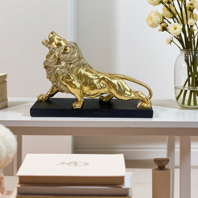 Decorative lion figure with golden details Stornfield