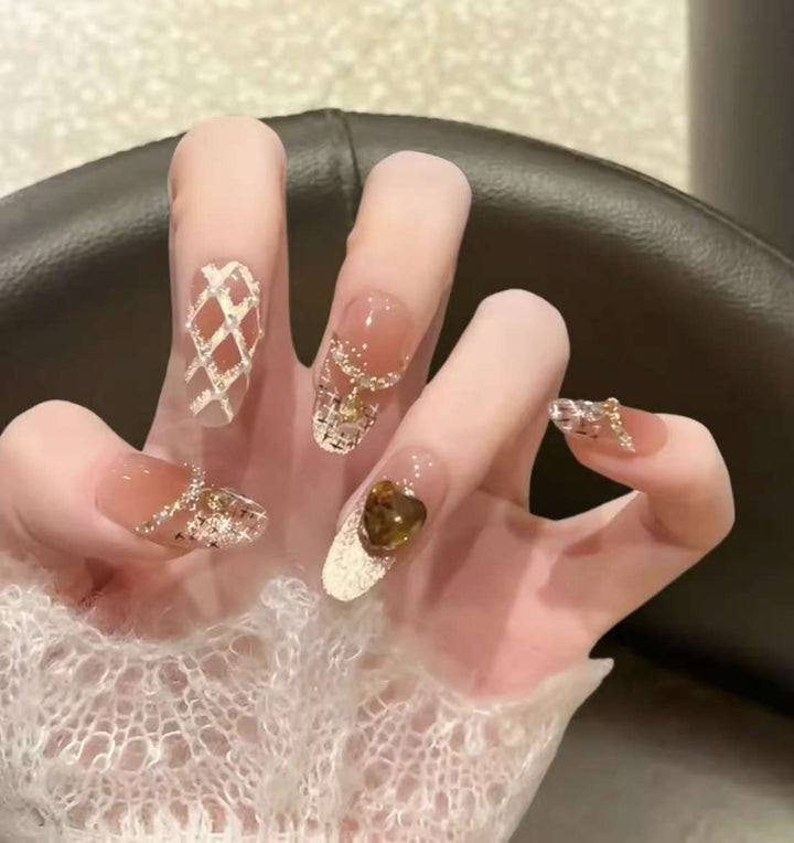 Artistic Cat-Themed Press-On Nail Set Stornfield
