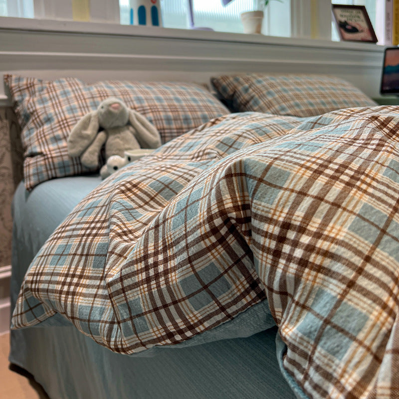 Cozy Checkered Duvet Cover Set