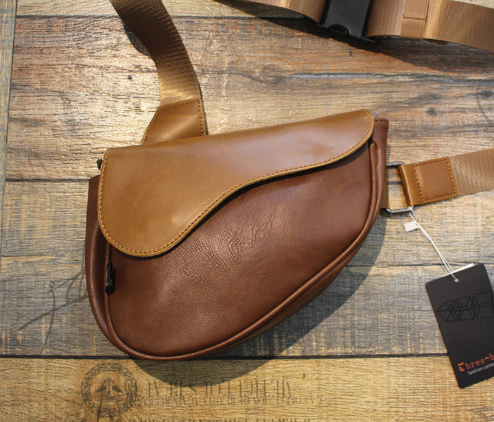 Elegant shoulder bag with innovative closure Stornfield