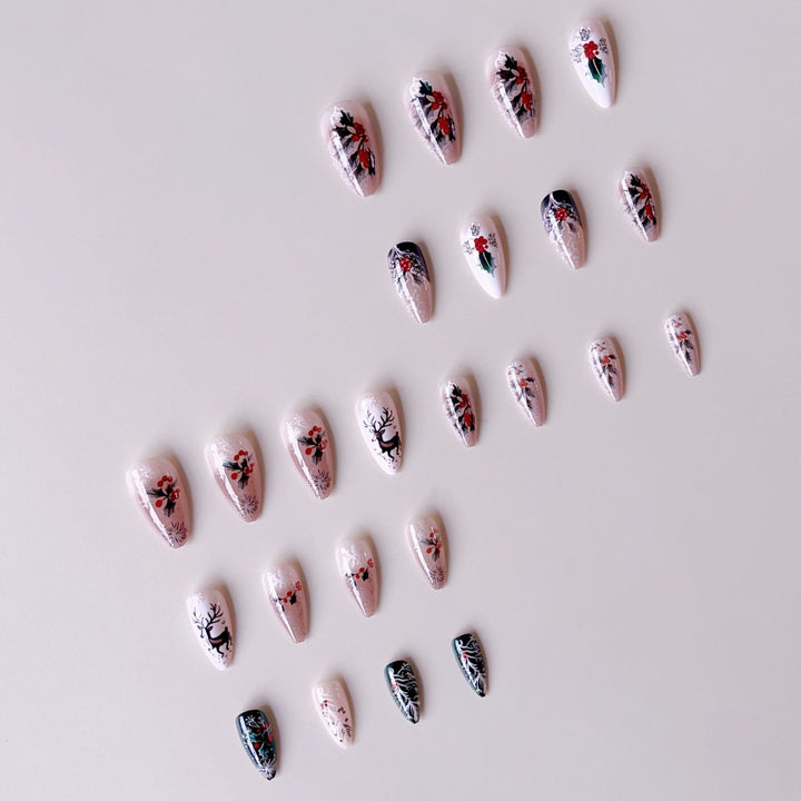Artificial nail set with wintry motifs and festive designs Stornfield