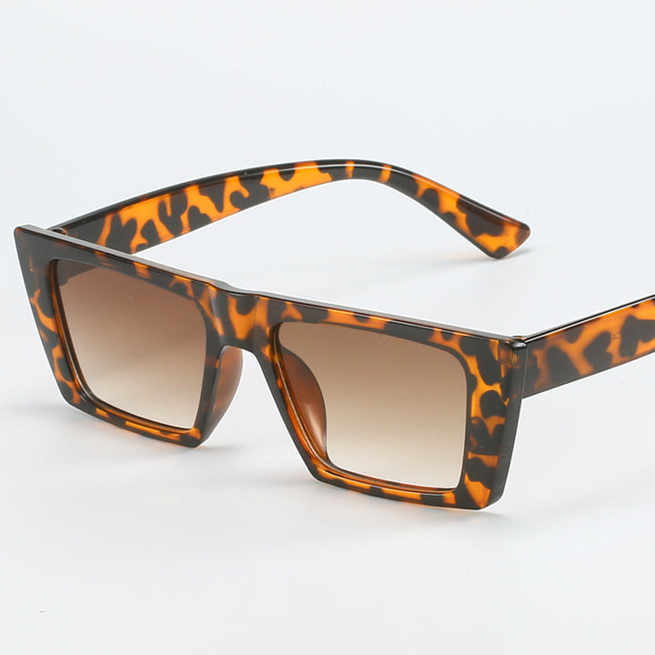 Women's geometric sunglasses with trendy, square frame Stornfield