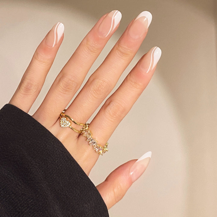 Chic French Tip Nail Extensions