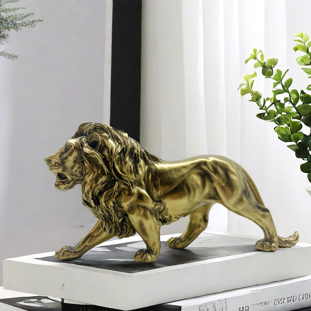 Decorative lion figurine in modern style Stornfield