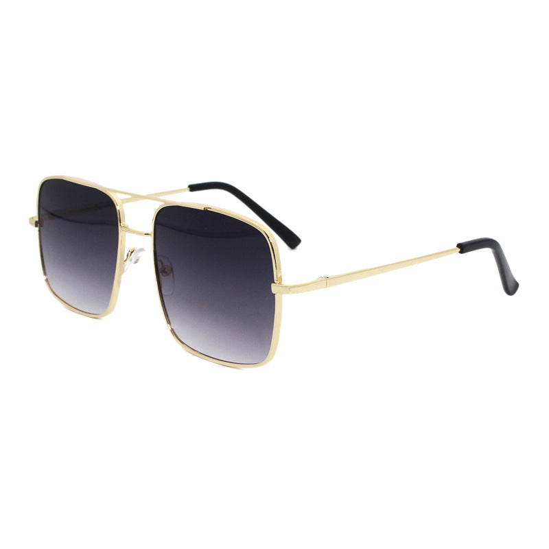Fashionable Oversized Sunglasses in Elegant Square Design Stornfield