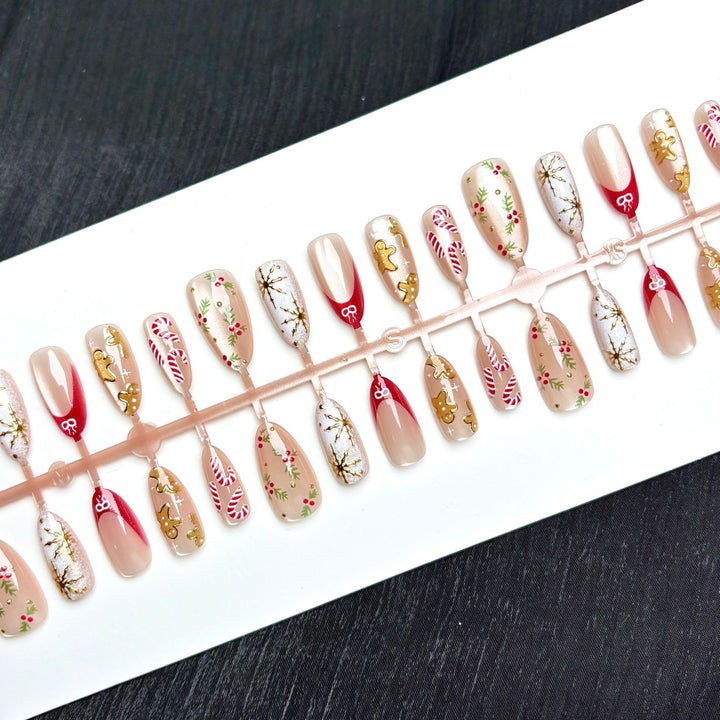 Artistic Holiday-Themed Press-On Nail Art
