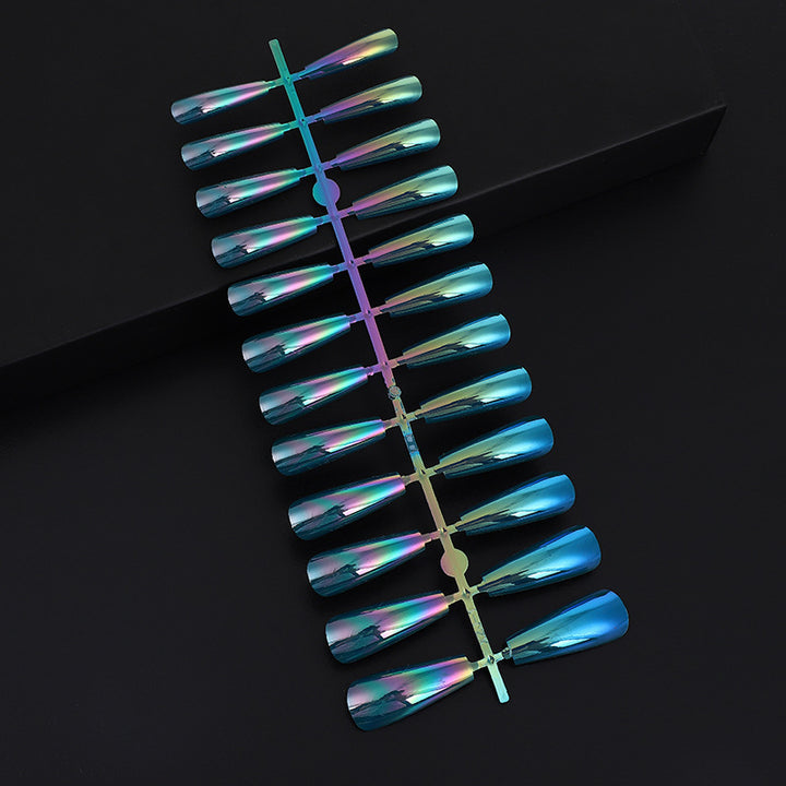 Artifical nails in modern holographic design Stornfield