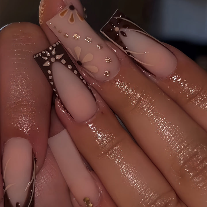 Detailed Floral Art Press-On Nails Stornfield