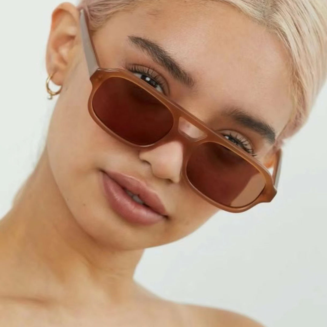 Women's fashionable square sunglasses made of transparent plastic Stornfield