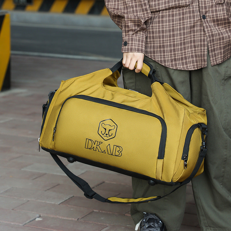 Sporty Duffel Bag with Expandable Compartments and Practical Carrying System Stornfield