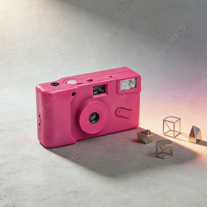 Focus-Free Disposable Camera Stornfield