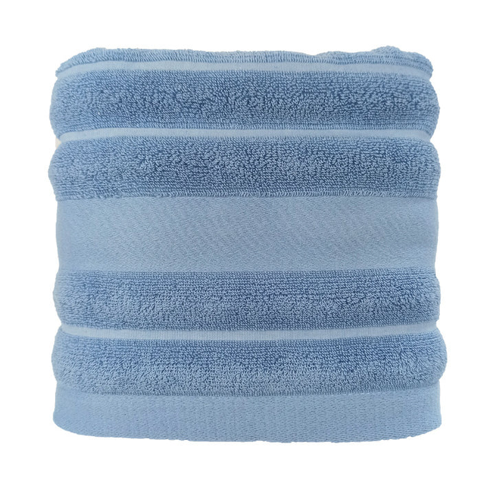 High-Quality Bath Towel with Elegant Border Stornfield