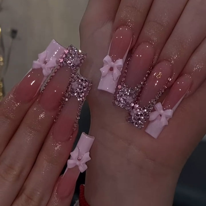 Glamorous Artificial Nails Stornfield