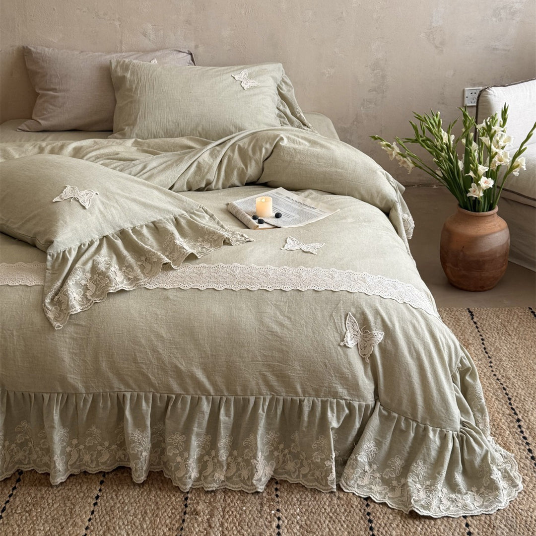 Romantic Ruffled Cotton-Linen Duvet Cover Set with Lace Border & Butterfly Appliqué