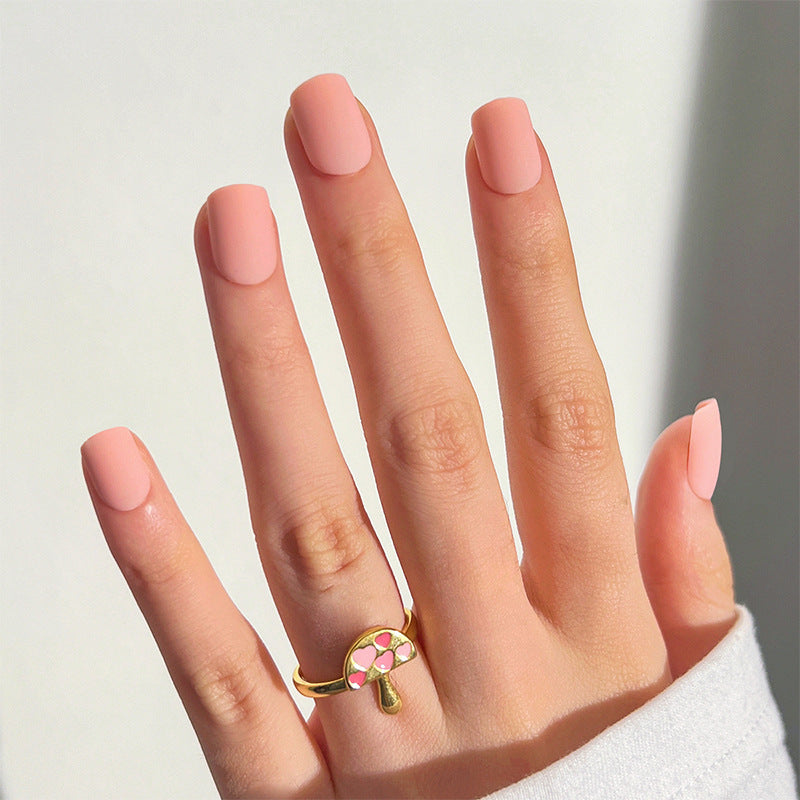 High-quality artificial nails with elegant matte finish Stornfield