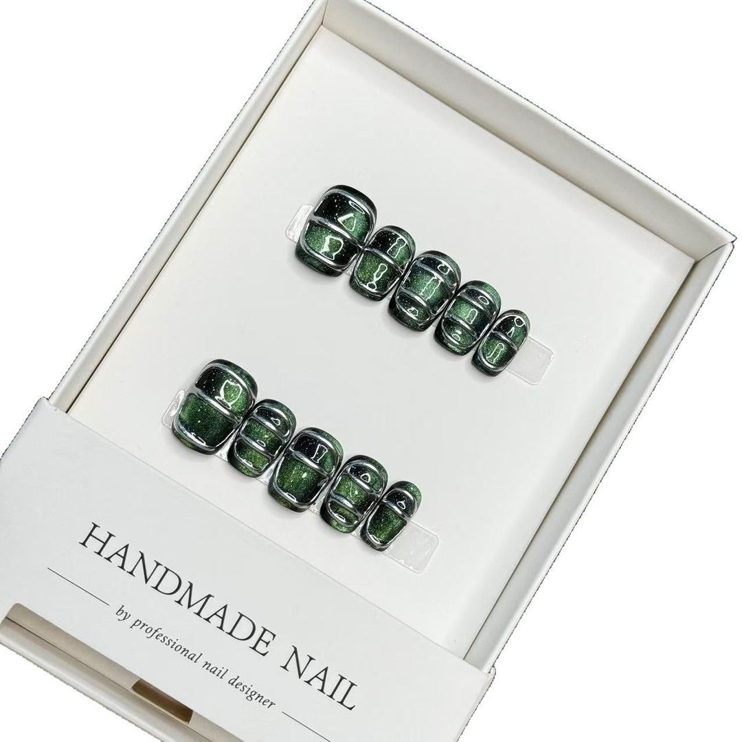 Handmade Press-On Nail Set with Unique Metallic Finish