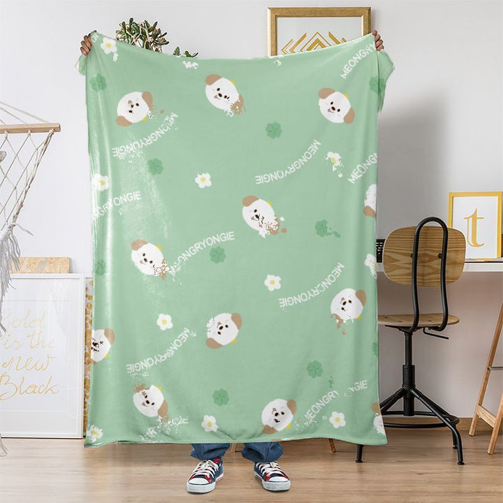 Cozy Plush Dog-Themed Throw Blanket