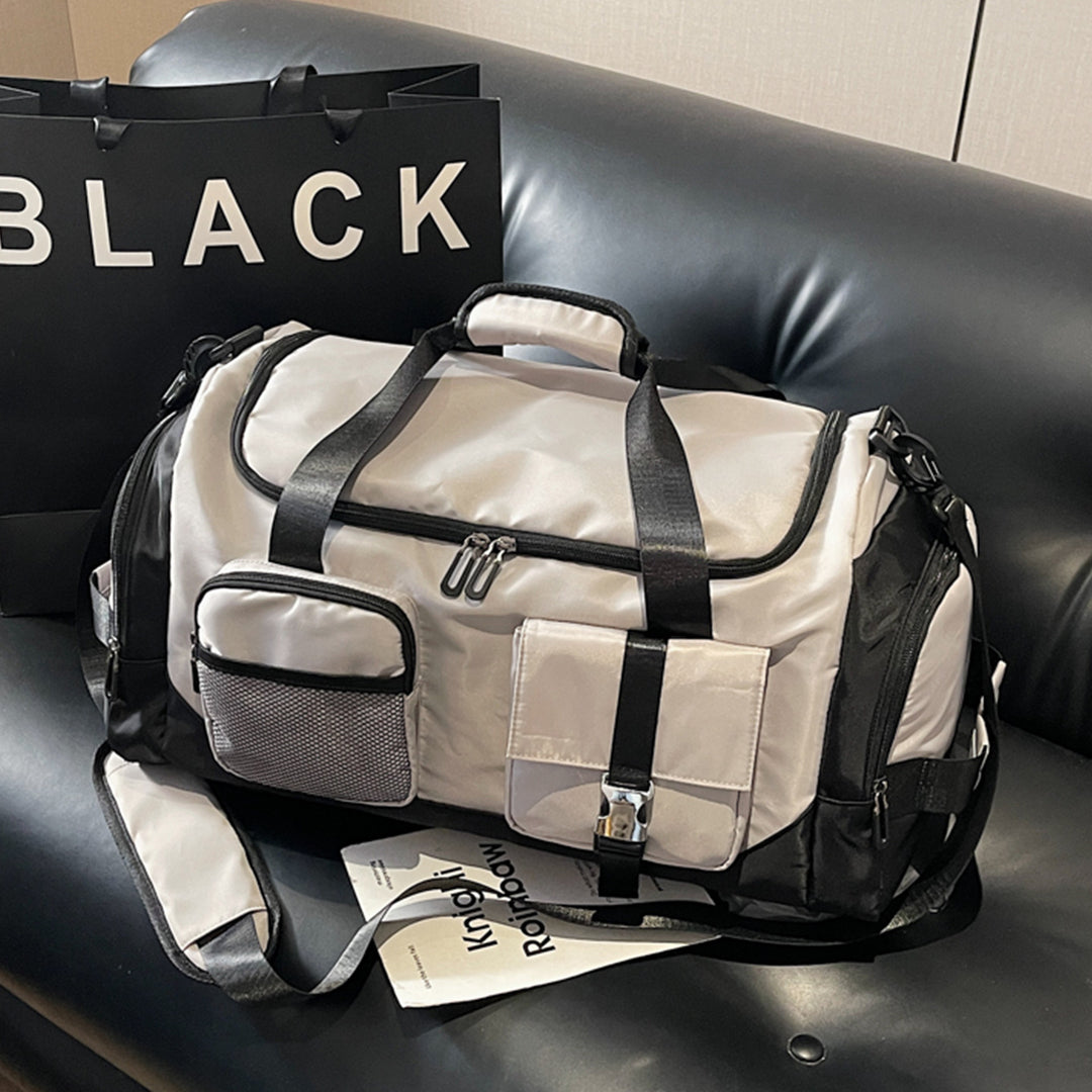 Sporty multifunctional travel bag with external pocket Stornfield