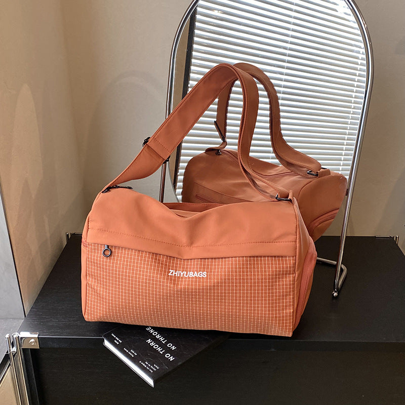 Elegant Utility Duffle Bag Stornfield