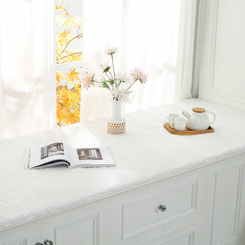 Elegant Soft Microfiber Decorative Table Runner for Home