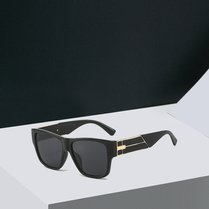 Ladies fashionable oversized sunglasses with elegant frame Stornfield