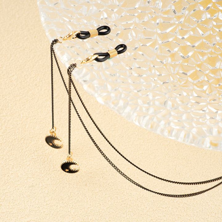 Chic Decorative Chain Eyewear Holder Stornfield