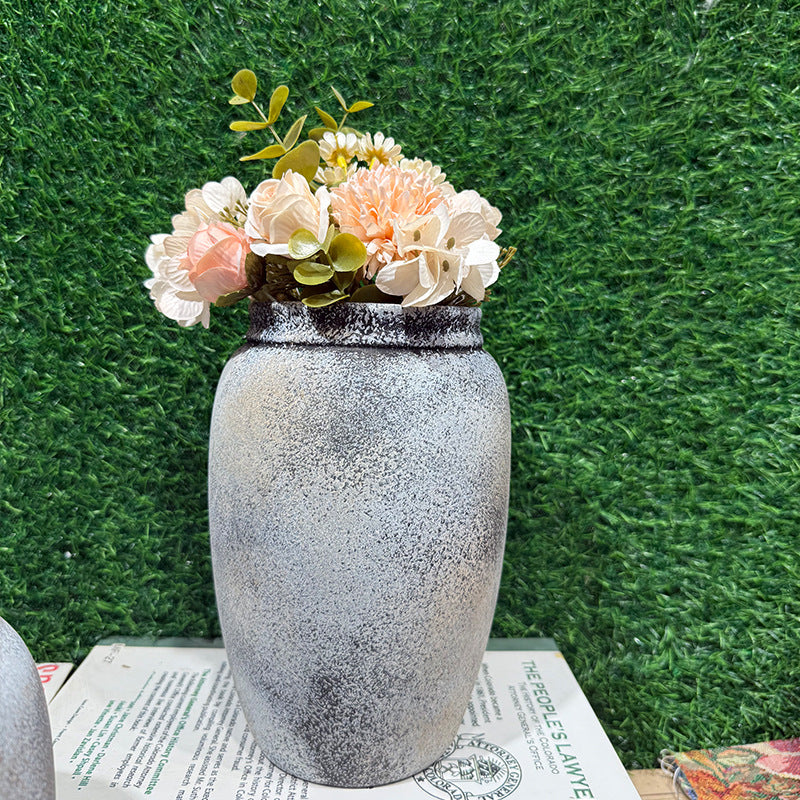 Elegant Ceramic Vase Stornfield