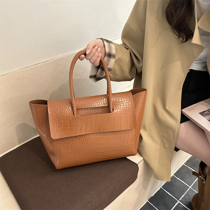 WoCrocodile Textured Structured Handbag Stornfield