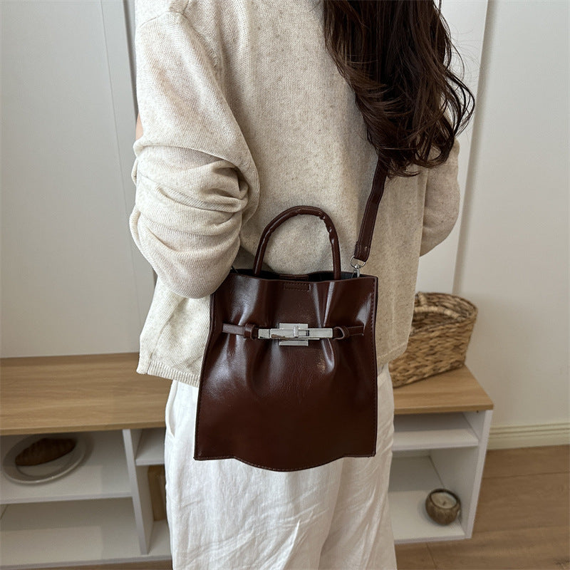 Elegant Structured Leather Handbag