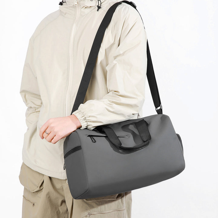 Multifunctional sports and travel bag with removable shoulder straps Stornfield