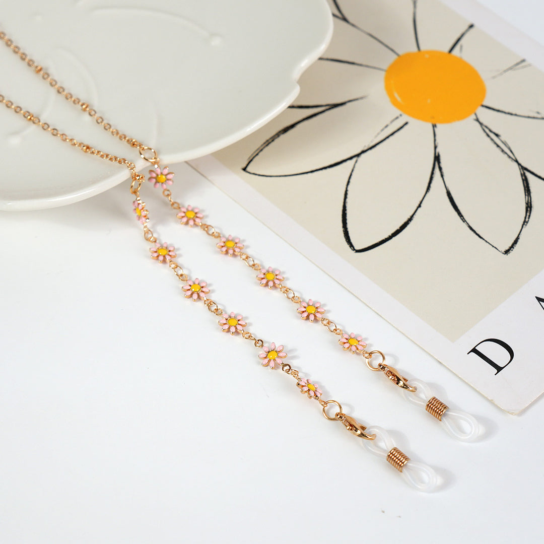 Luxurious Crystal-Embellished Eyewear Chain Stornfield
